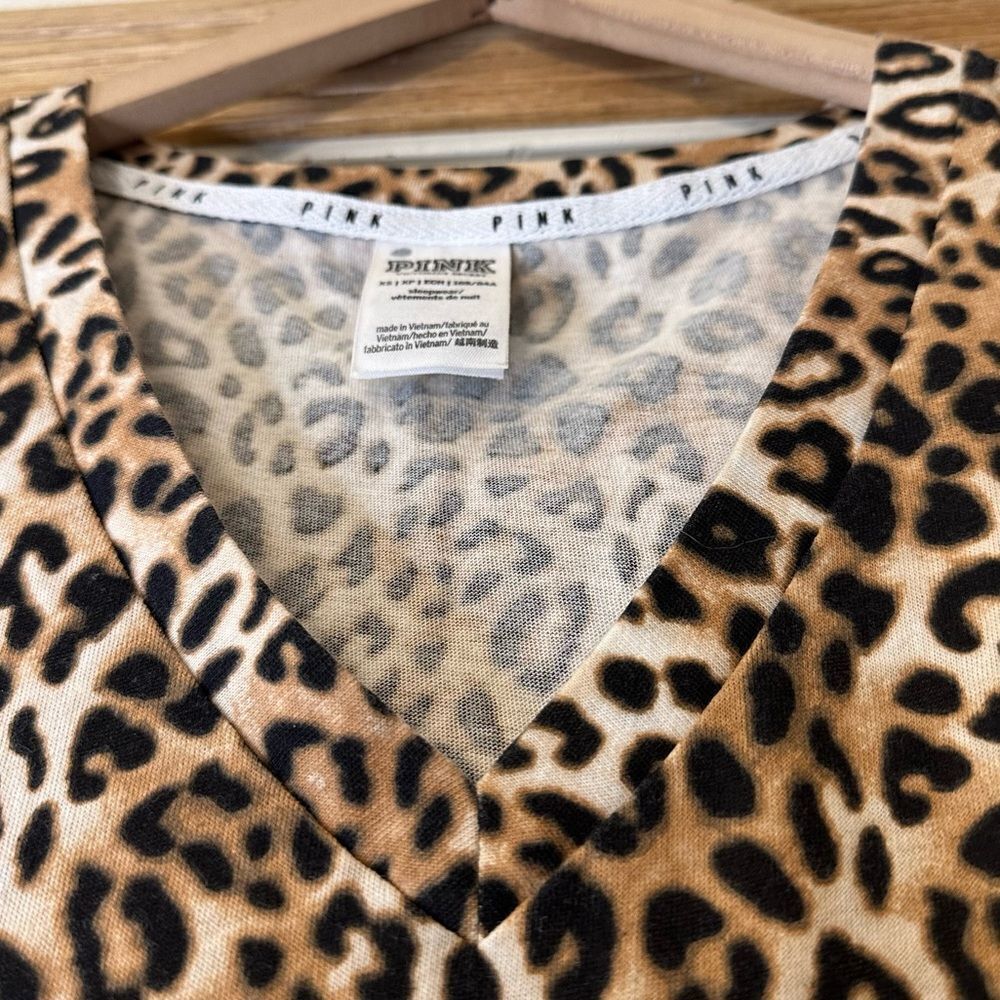 PINK Victoria’s Secret Leopard Print Short Sleeve Tee Sleepwear - Picture 5 of 8